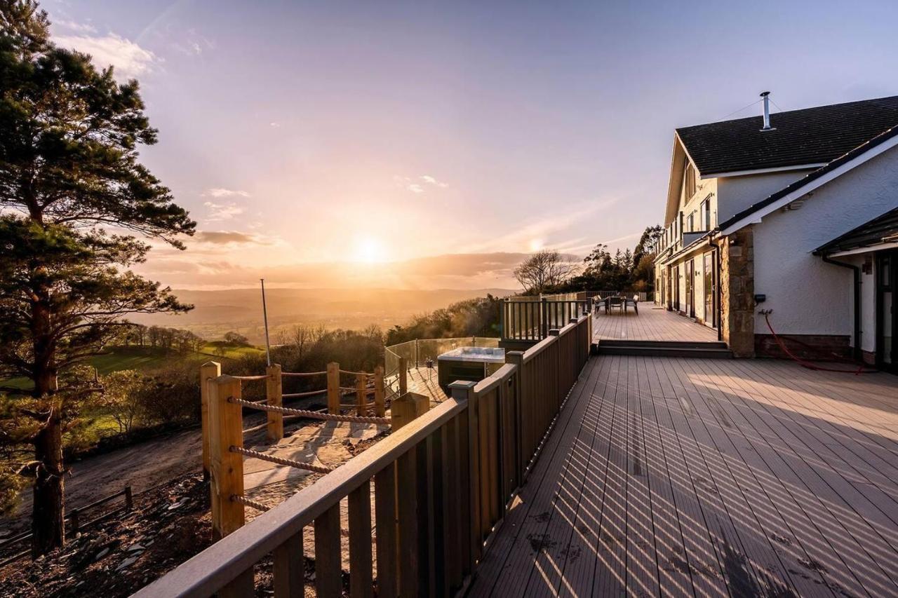 Clwyd Gate Manor Pool Sauna Hottub Cave Wales Ruthin Zewnętrze zdjęcie