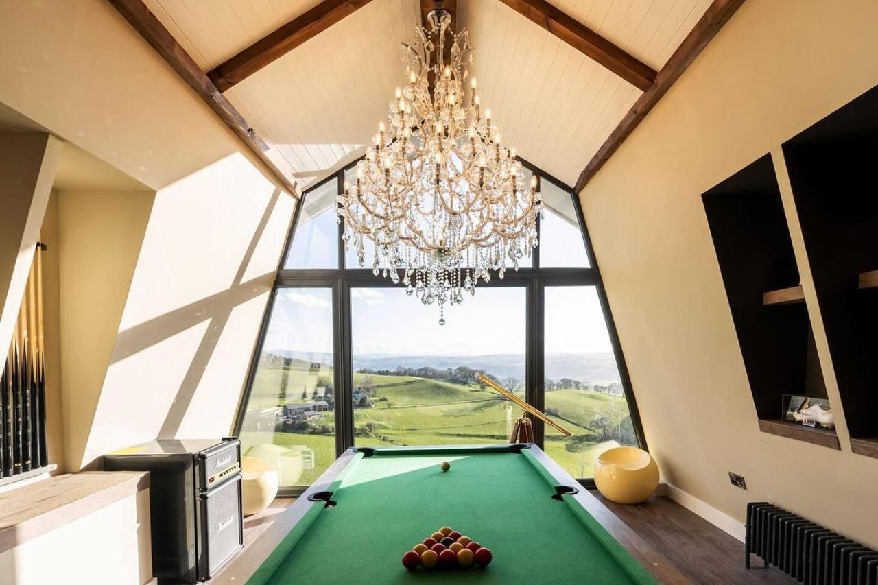 Clwyd Gate Manor Pool Sauna Hottub Cave Wales Ruthin Zewnętrze zdjęcie