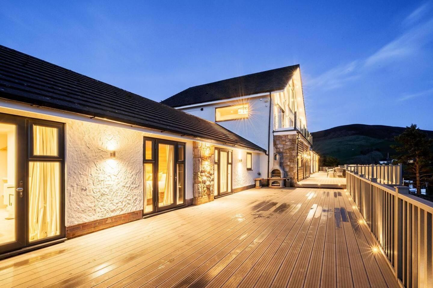 Clwyd Gate Manor Pool Sauna Hottub Cave Wales Ruthin Zewnętrze zdjęcie